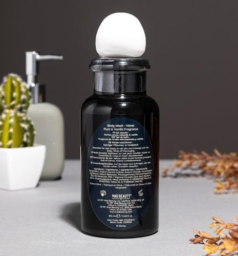 Mad Beauty Disney Karácsonyi Lidércnyomás Jack Skellington Tusfürdő – 350 ml